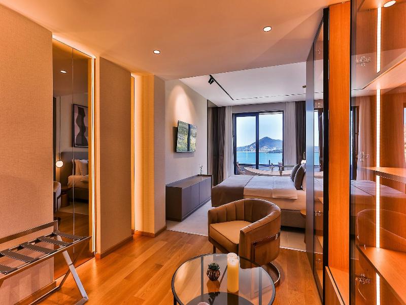 Hotel kingStone Budva image