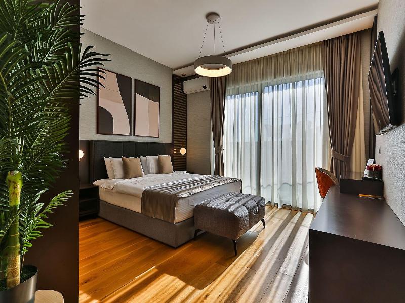 Hotel kingStone Budva image