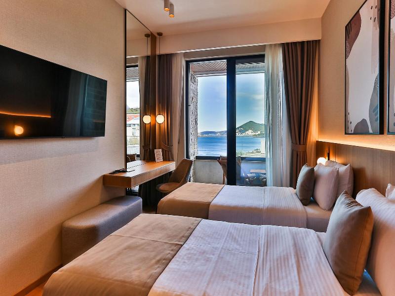 Hotel kingStone Budva image