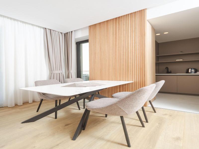 Hotel kingStone Budva image