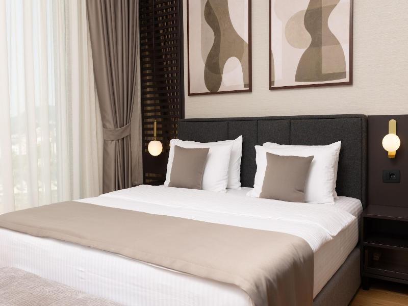 Hotel kingStone Budva image