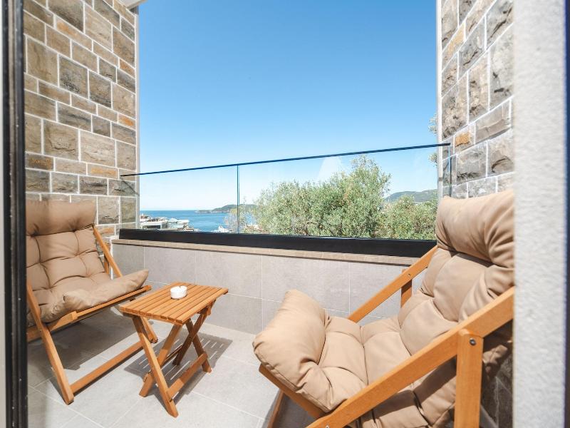 Hotel kingStone Budva image