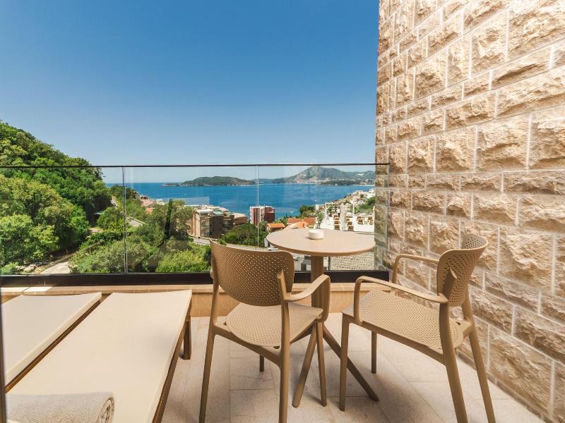 Hotel kingStone Budva image