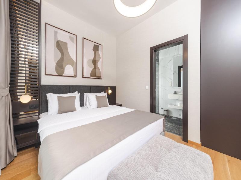 Hotel kingStone Budva image