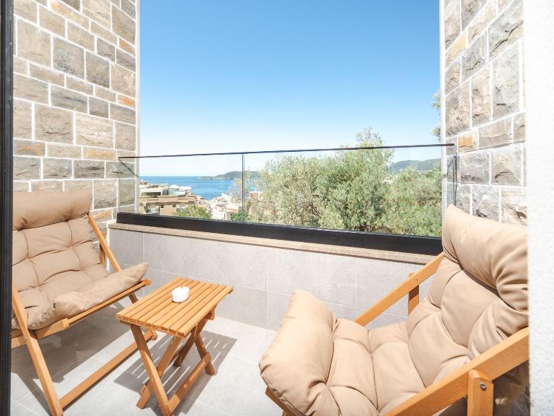 Hotel kingStone Budva image