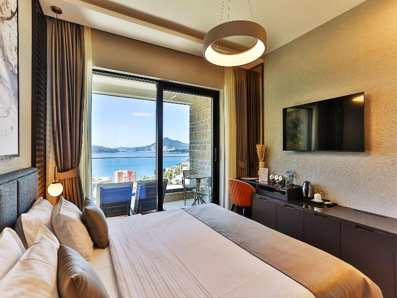 Hotel kingStone Budva image