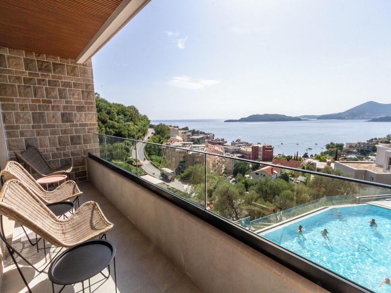 Hotel kingStone Budva image
