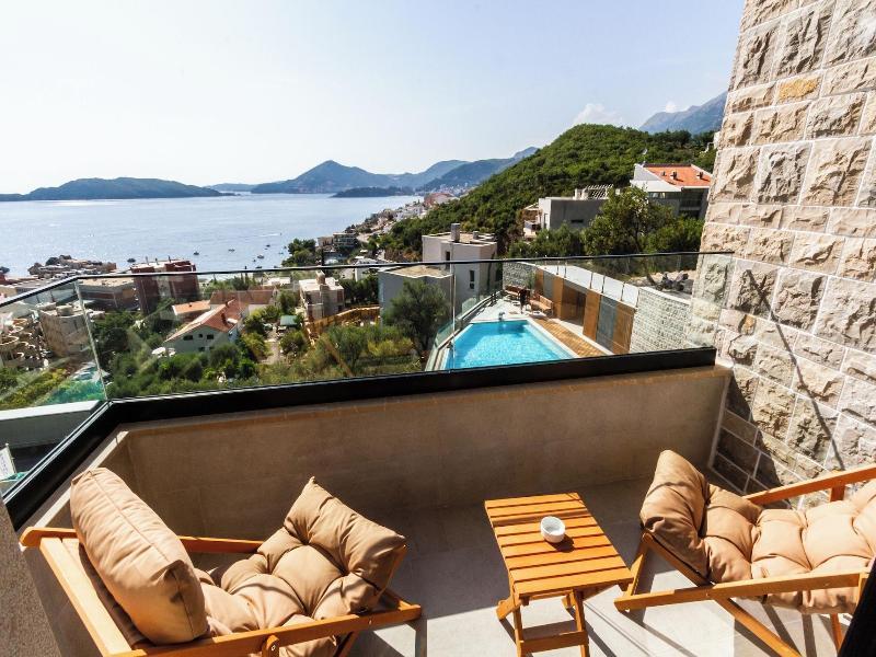 Hotel kingStone Budva image