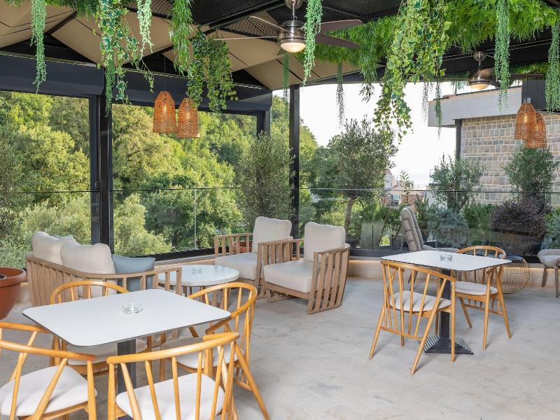 Hotel kingStone Budva image
