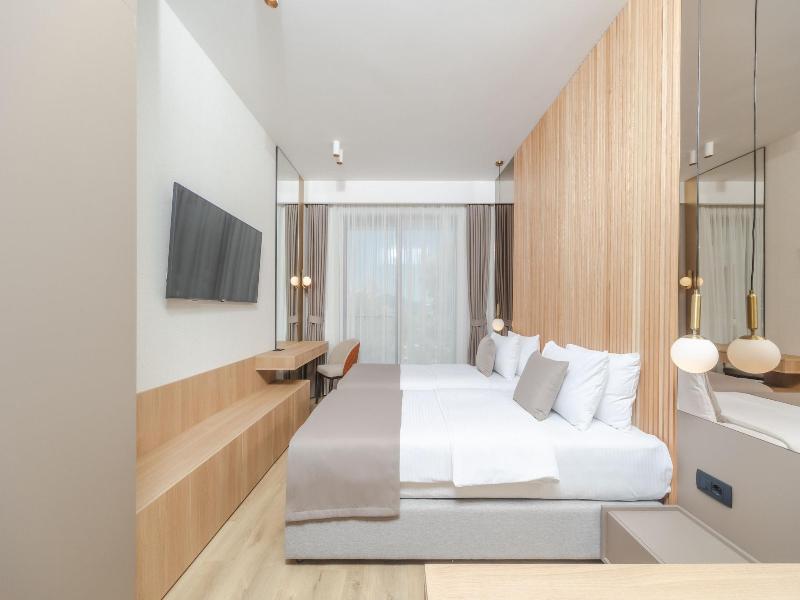 Hotel kingStone Budva image