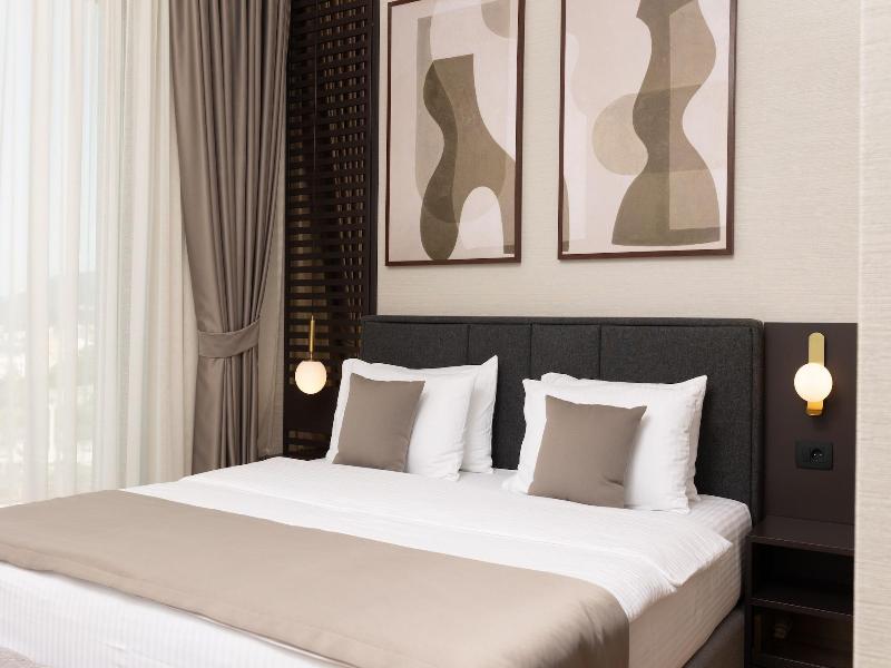 Hotel kingStone Budva image