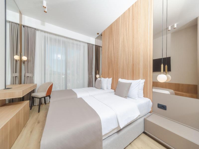 Hotel kingStone Budva image