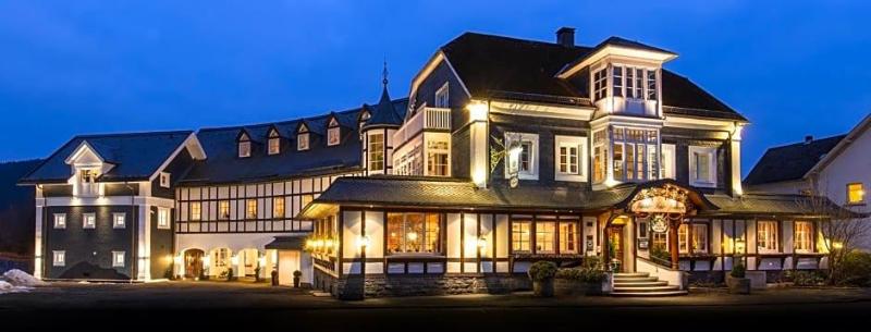 Lahntalhotel Feudingen image