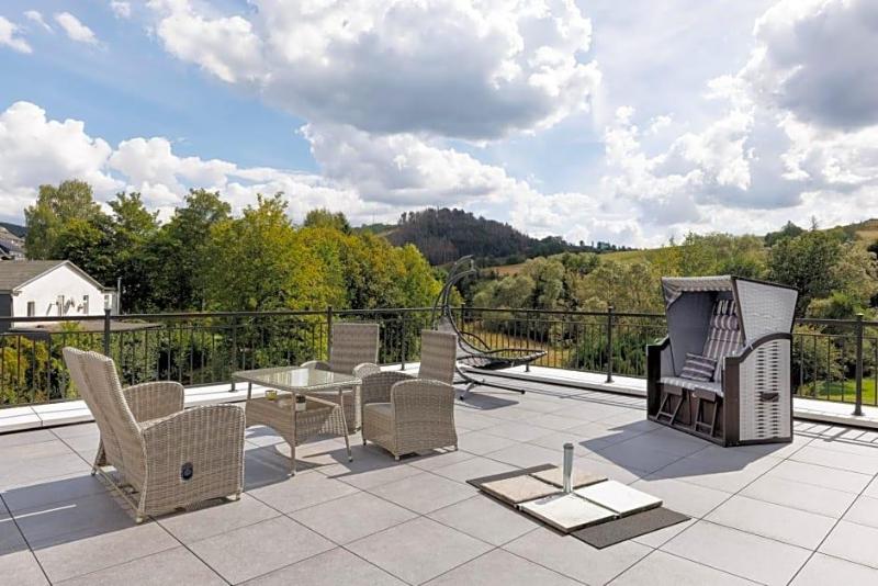 Lahntalhotel Feudingen image