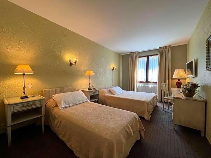 Hotel Million image