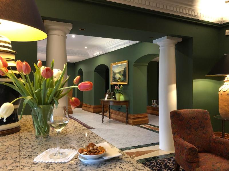 Hotel Million image