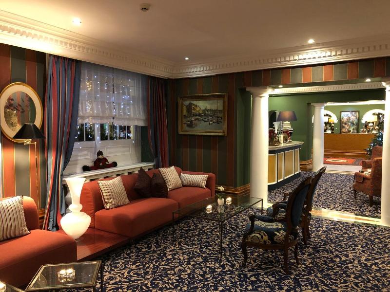 Hotel Million image