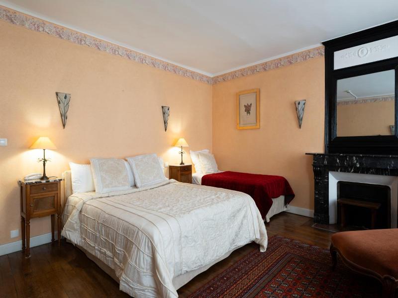 Hotel Million image