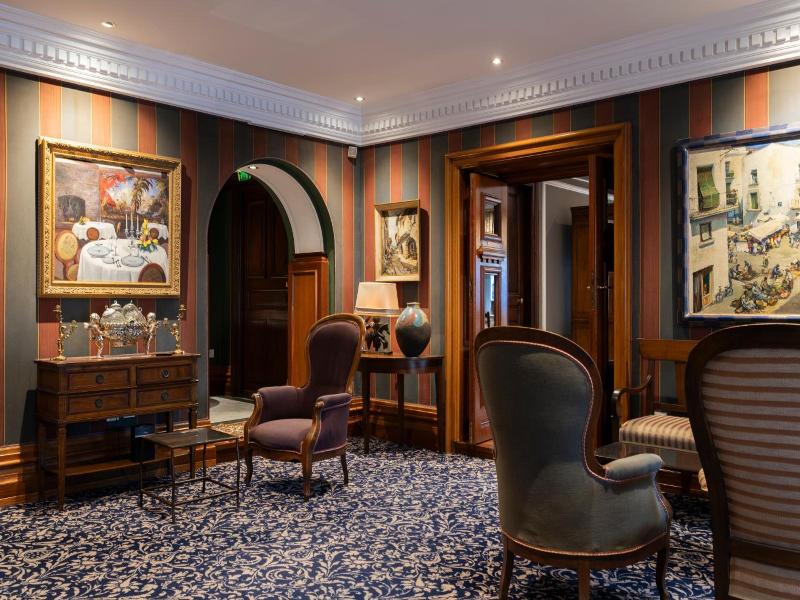 Hotel Million image
