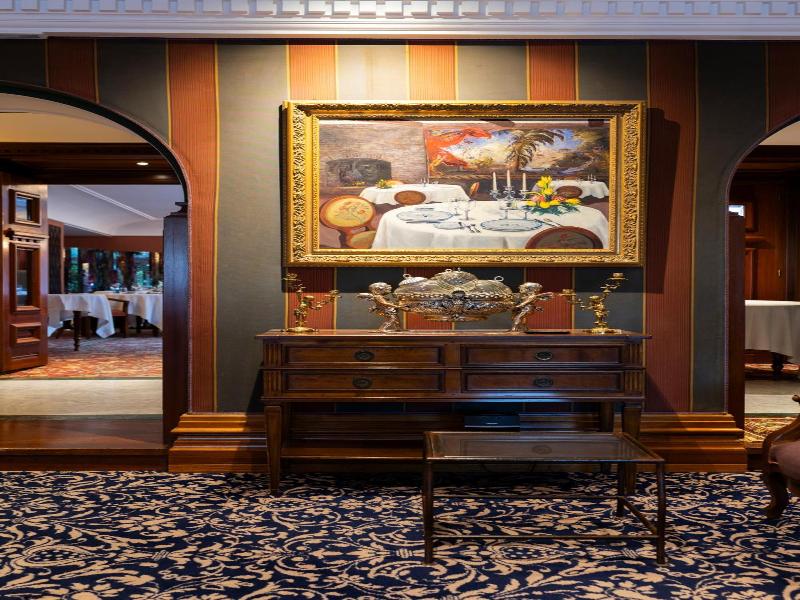 Hotel Million image
