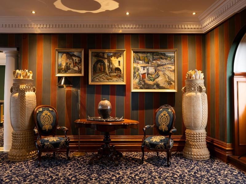 Hotel Million image