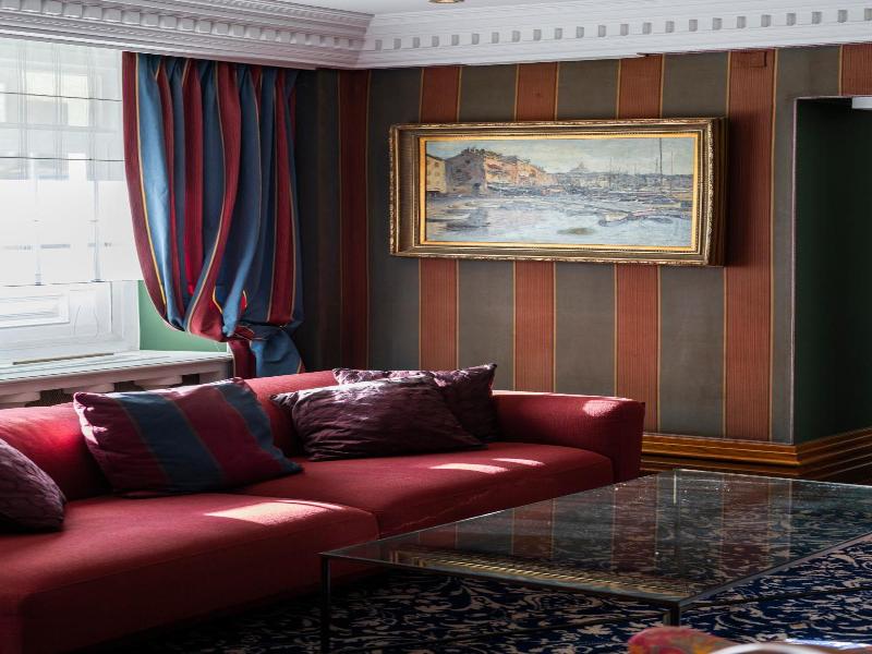 Hotel Million image