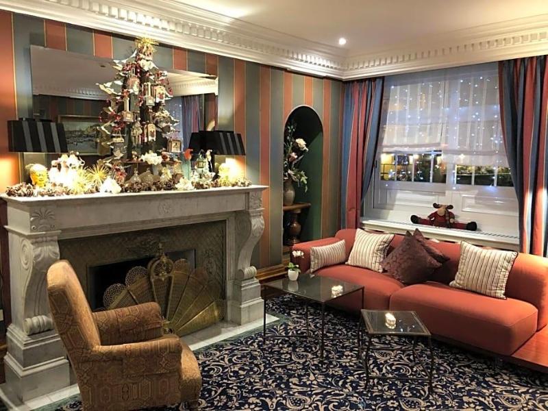Hotel Million image