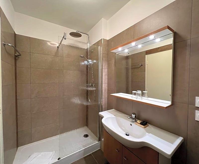 Hotel Million image
