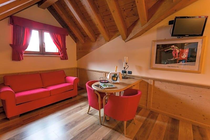 Hotel Arisch image