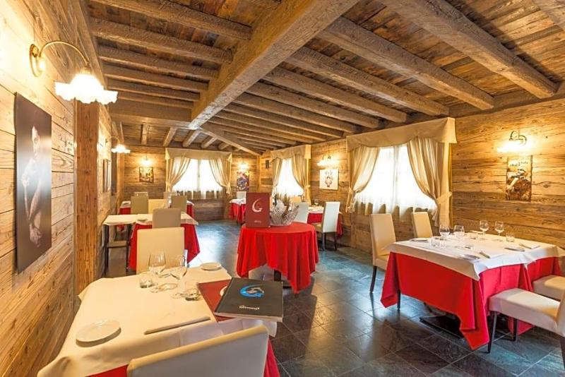 Hotel Arisch image