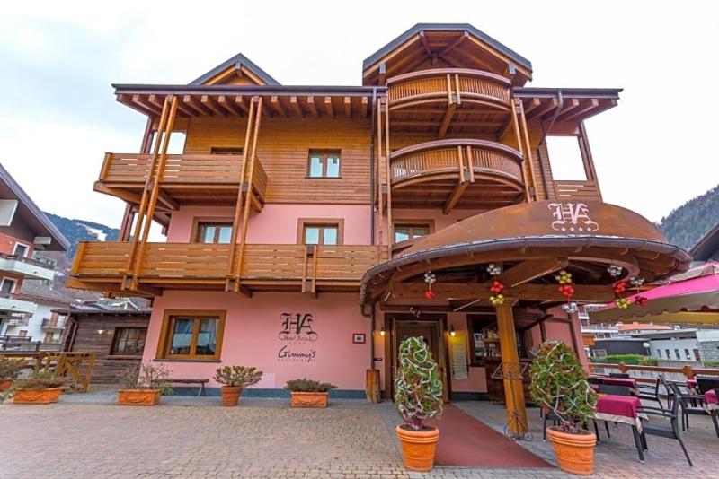 Hotel Arisch image