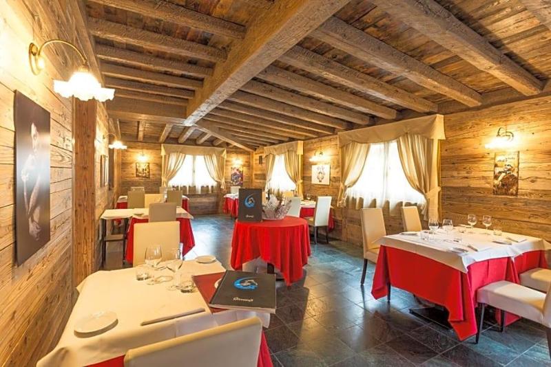 Hotel Arisch image