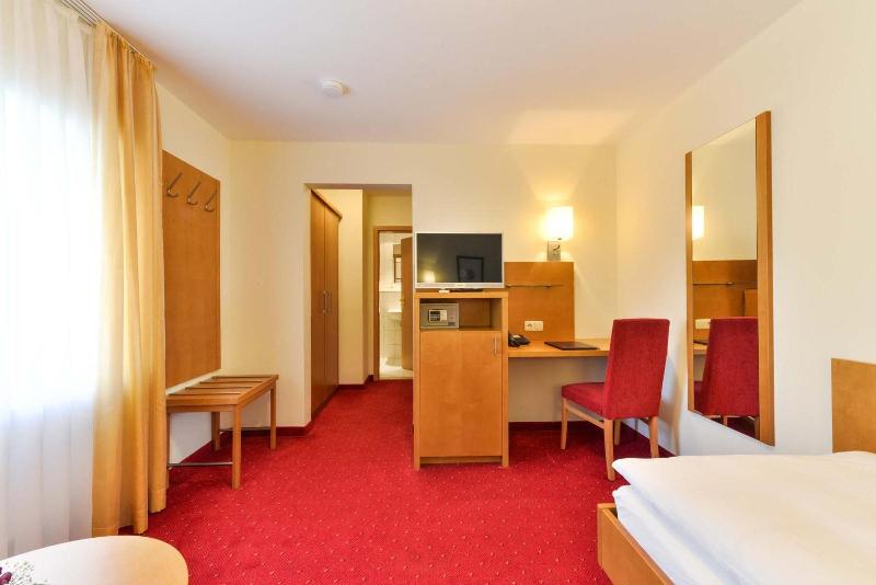 Hotel Sixt image