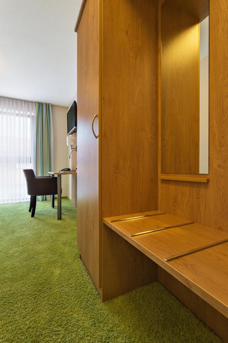 Hotel Sixt image