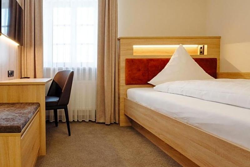 Hotel Sixt image