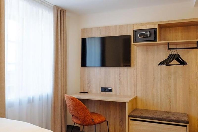 Hotel Sixt image