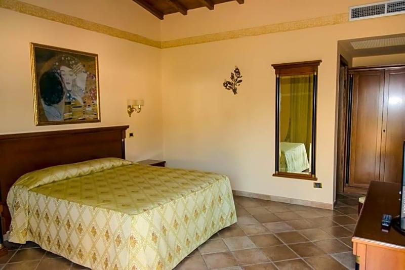 Hotel Quadrifoglio Roma Eur image