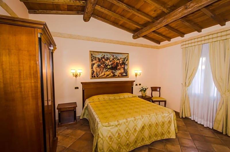 Hotel Quadrifoglio Roma Eur image