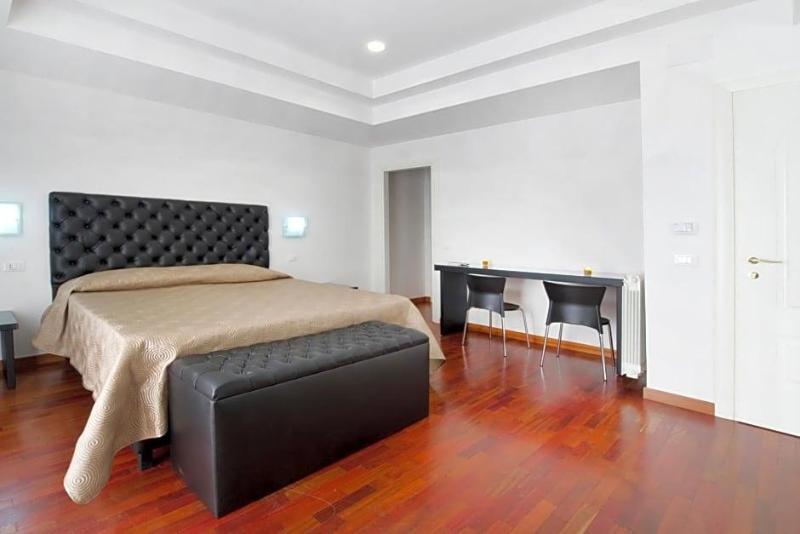 Hotel Quadrifoglio Roma Eur image
