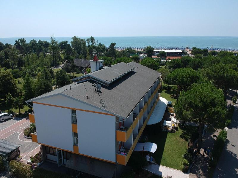 Hotel Hiki image