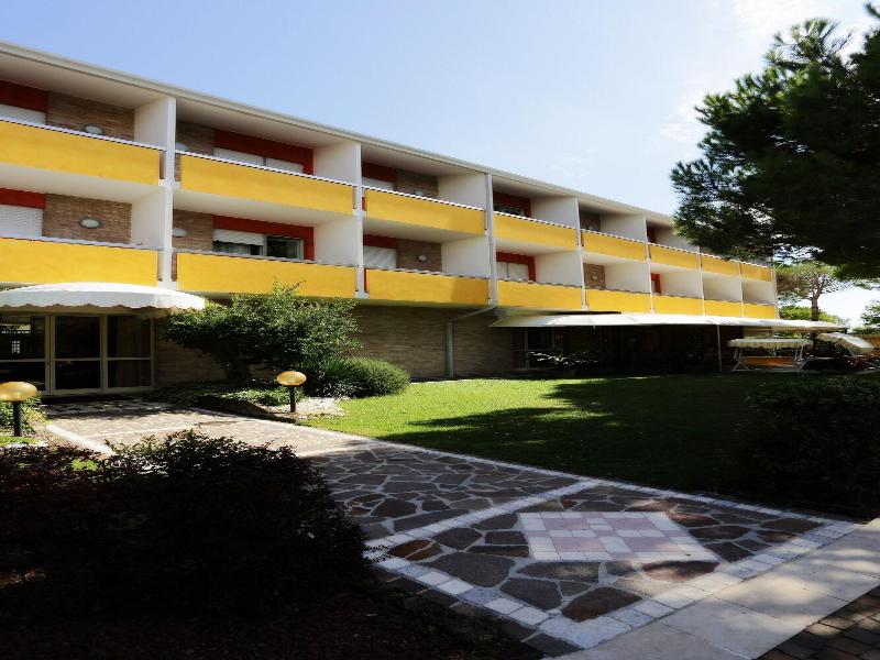 Hotel Hiki image