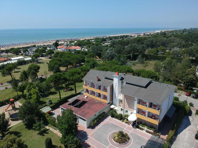 Hotel Hiki image