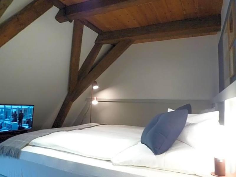 Hohes Haus image