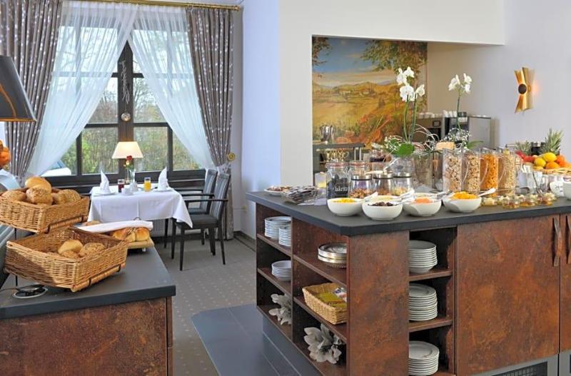 Hotel Spiegel image