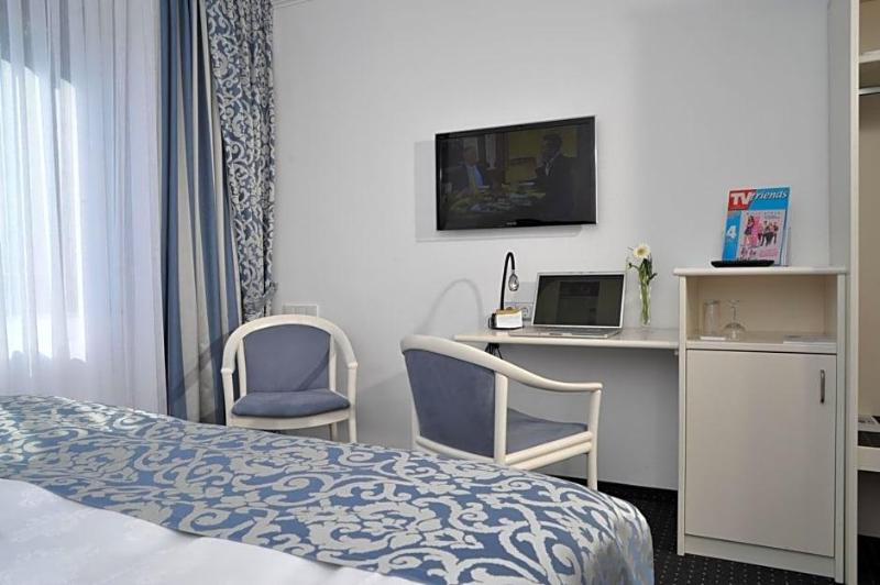 Hotel Spiegel image