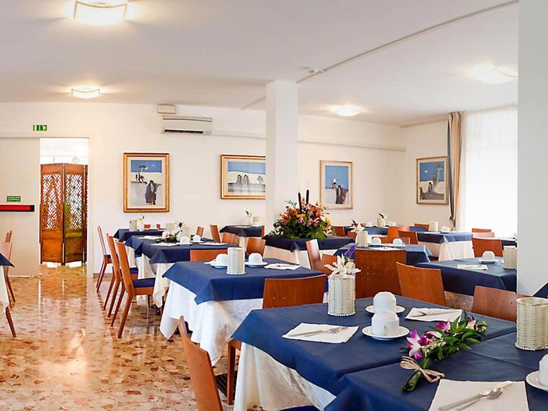 Hotel Horizonte image
