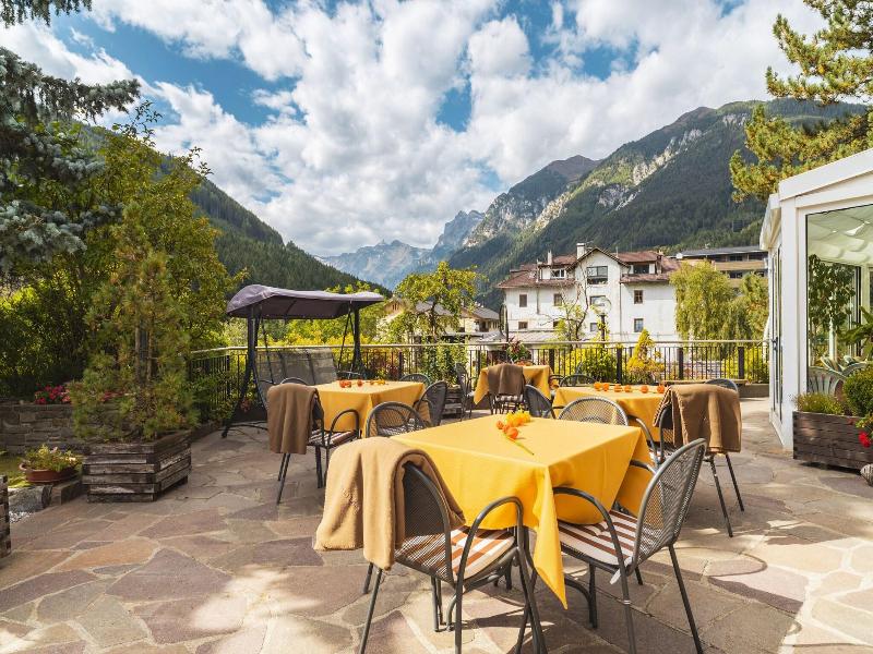 Hotel Erna image