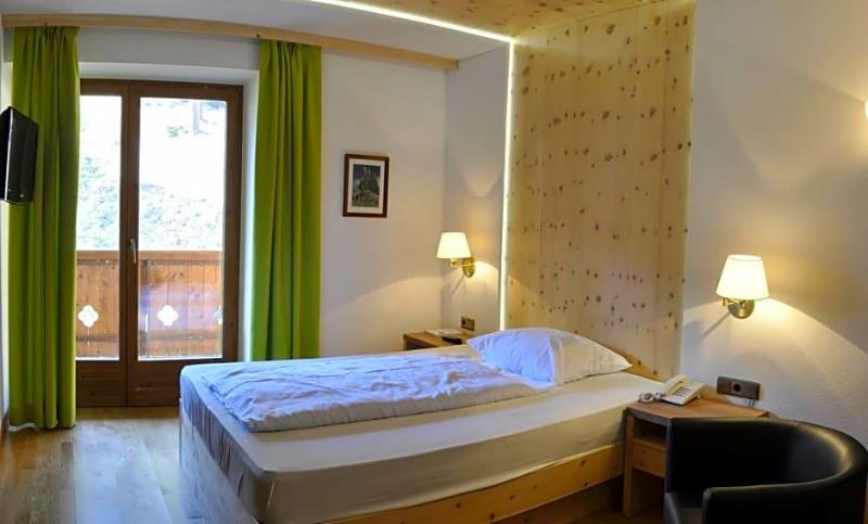 Hotel Pinv image