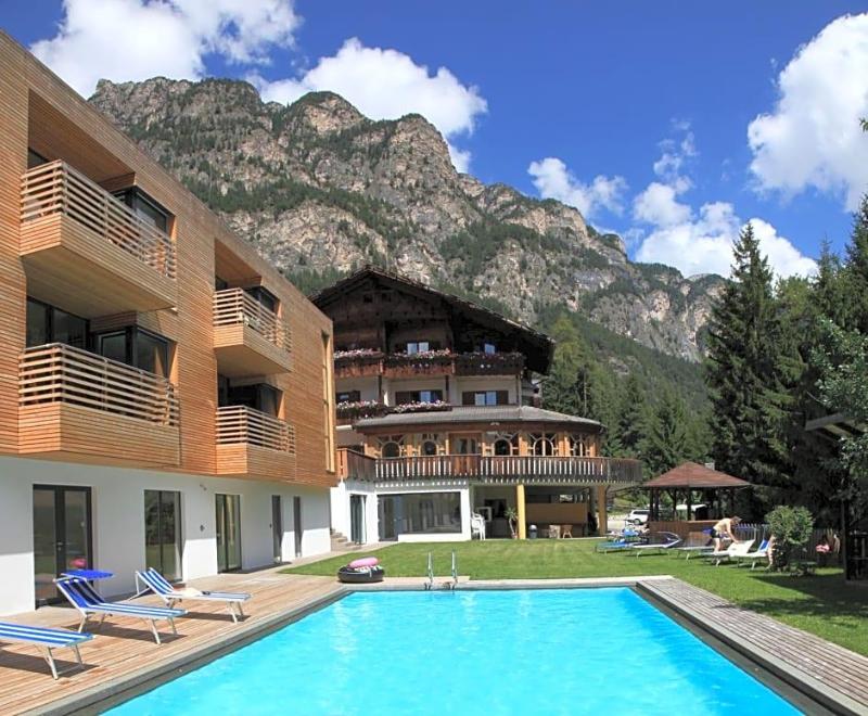 Hotel Pinv image