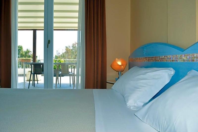 Hotel Chentu Lunas image